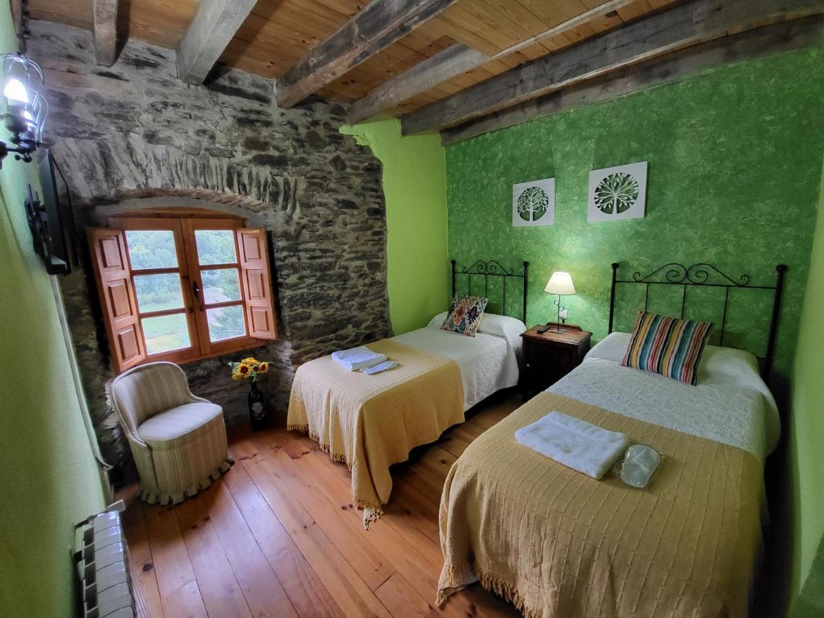 Hotel Rural La Carcel Murias de Paredes Exterior photo